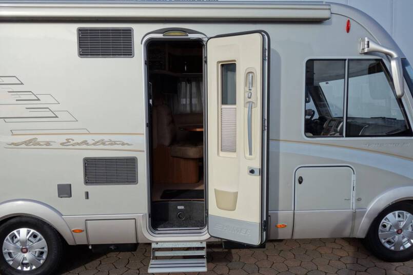 Hymer B 694 SL Star Edition 3.0, Champagne met garage, vol optie 34