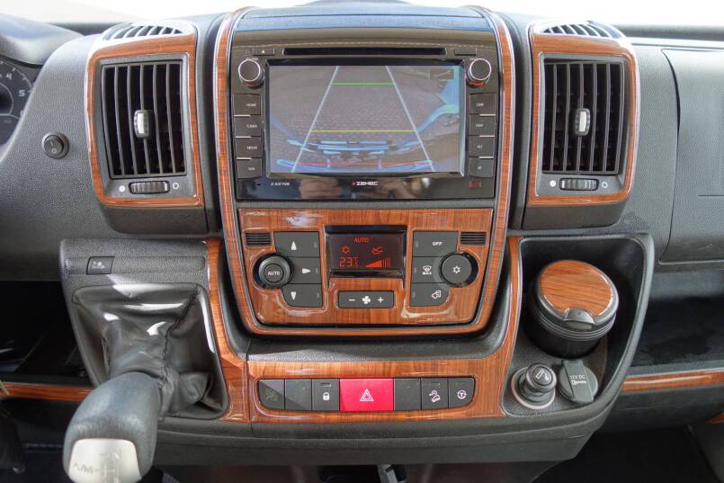 Hymer B 568 PL AUTOMAAT, PremiumLine, 2 aparte bedden, grote garage 16