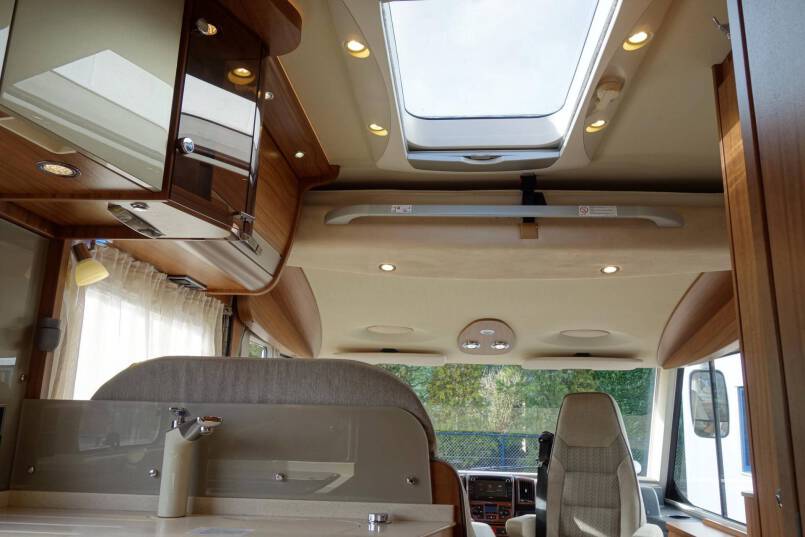 Hymer B 568 PL AUTOMAAT, PremiumLine, 2 aparte bedden, grote garage 30