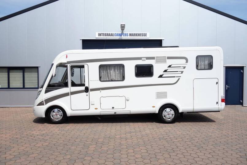 Hymer B 588 PL AUTOMAAT, PremuimLine, 2 aparte bedden, garage 2
