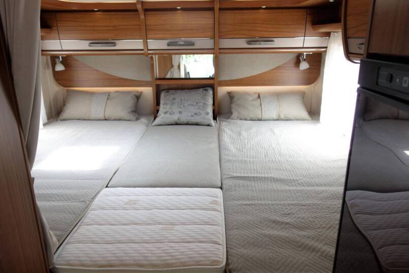 Hymer B 588 PL AUTOMAAT, PremuimLine, 2 aparte bedden, garage 36