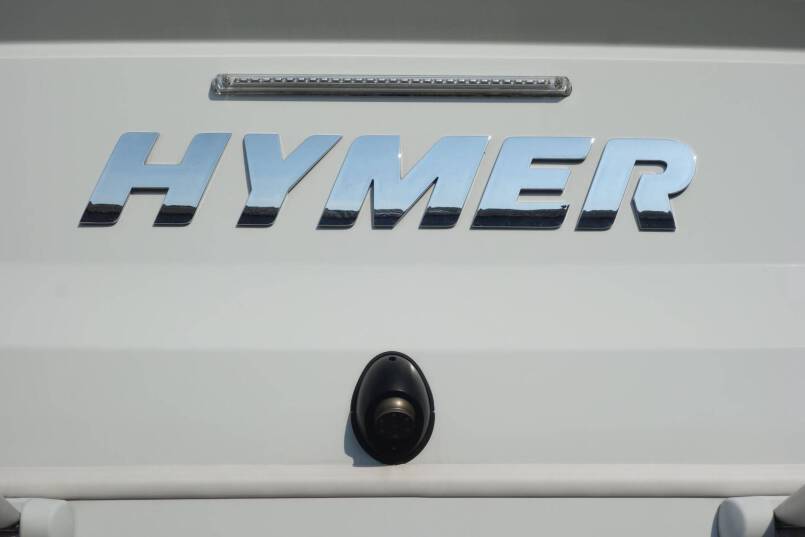 Hymer Exsis-T 588 AUTOMAAT, 150 pk, compact met 2 aparte bedden 4