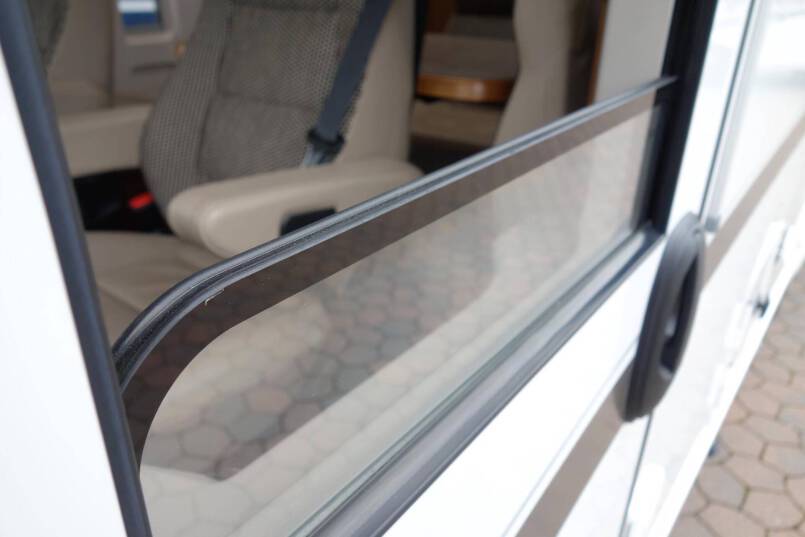 Hymer B 678 PL AUTOMAAT, 177 pk PremiumLine, 2 aparte bedden 9
