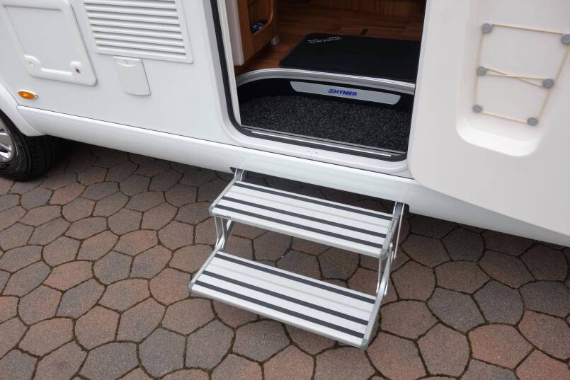 Hymer B 678 PL AUTOMAAT, 177 pk PremiumLine, 2 aparte bedden 14