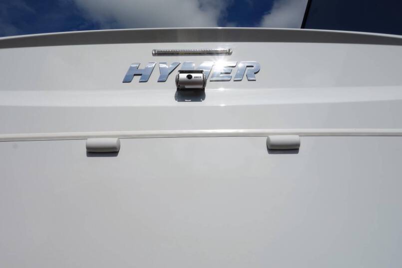 Hymer T 708 SL AUTOMAAT, 180 pk half integraal, Queens bed 4