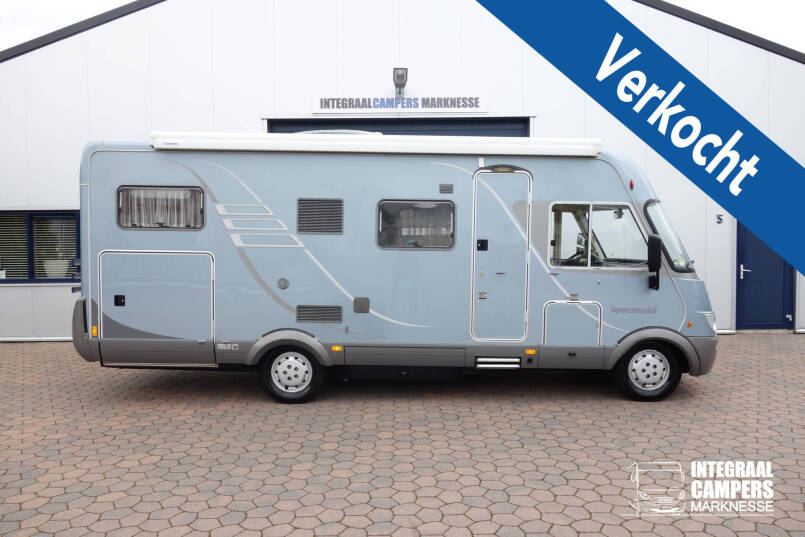 Hymer B 614 G Elegance-Line L-zit, garage, Elegance-Line, blauw metallic 0