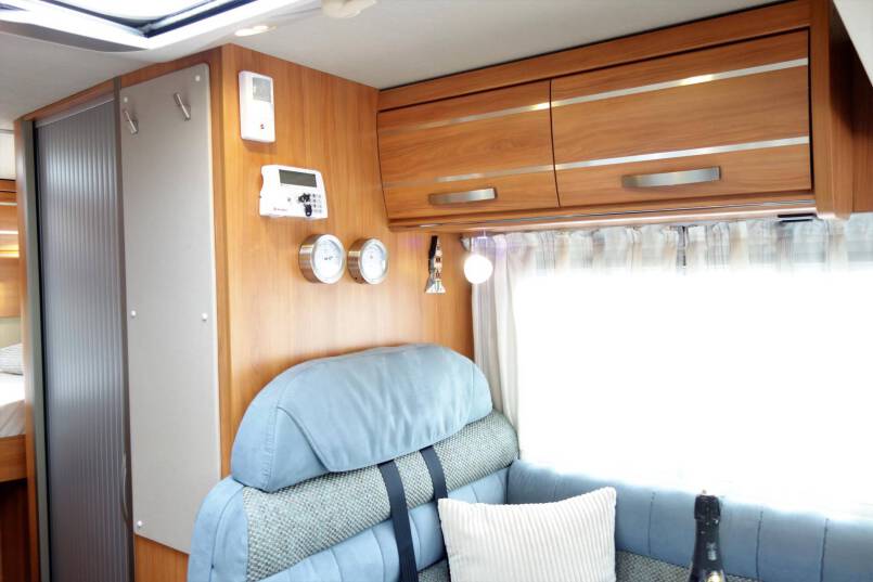 Hymer Exsis-I 504 AL-KO, compacte 4 persoonscamper 19