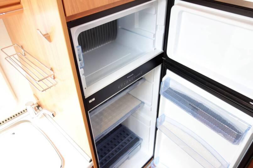 Hymer Exsis-I 504 AL-KO, compacte 4 persoonscamper 25