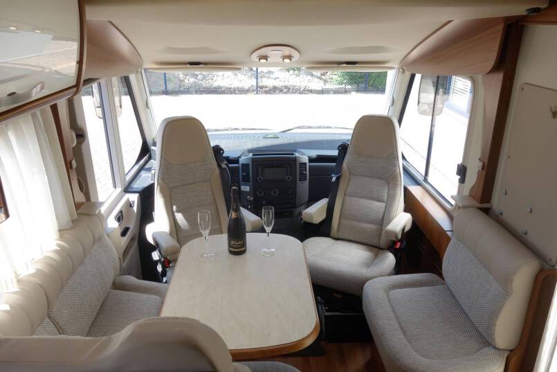 Hymer Ml-I 620 AUTOMAAT, Serragrijs 190 pk, 2 aparte bedden 20