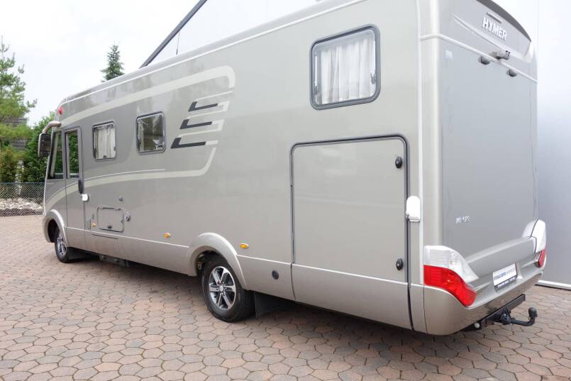 Hymer Ml-I 620 AUTOMAAT, Serragrijs 190 pk, 2 aparte bedden 6