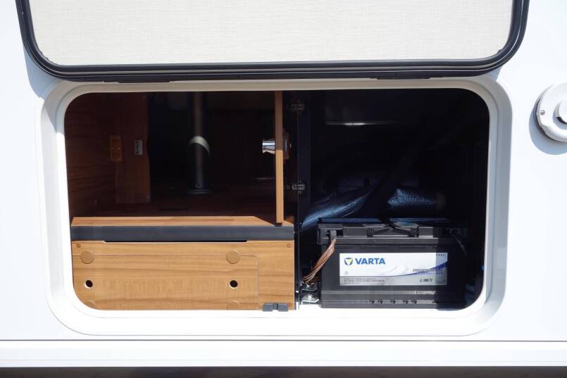 Hymer B 678 DL AUTOMAAT, 180 pk Dynamic Line, 2 aparte bedden 11