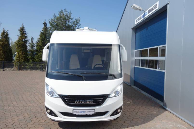 Hymer B 678 DL AUTOMAAT, 180 pk Dynamic Line, 2 aparte bedden 1