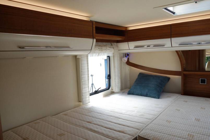 Hymer B 678 DL AUTOMAAT, 180 pk Dynamic Line, 2 aparte bedden 33