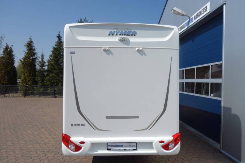 Hymer B 678 DL AUTOMAAT, 180 pk Dynamic Line, 2 aparte bedden 3