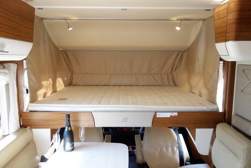 Hymer B 678 DL AUTOMAAT, 180 pk Dynamic Line, 2 aparte bedden 42