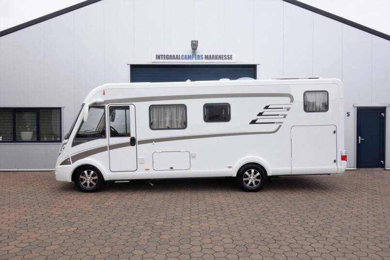 Hymer B 678 AUTOMAAT, 180 pk, 2 aparte bedden 2