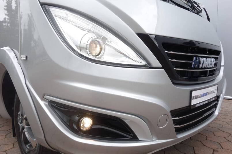 Hymer B 704 SL SupremeLine AUTOMAAT, 180 pk, Crystal-zilver metallic, 2 aparte bedden 13