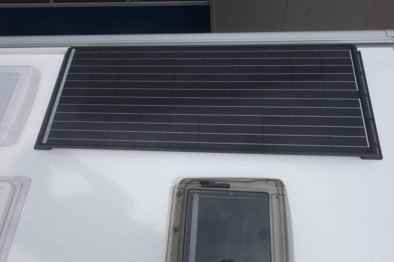 Hymer B 704 SL SupremeLine AUTOMAAT, 180 pk, Crystal-zilver metallic, 2 aparte bedden 35