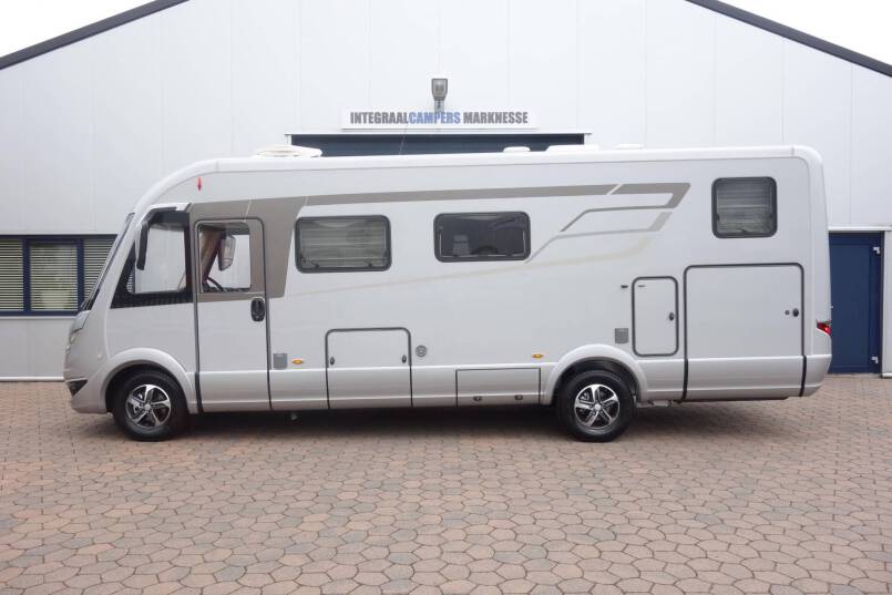 Hymer B 704 SL SupremeLine AUTOMAAT, 180 pk, Crystal-zilver metallic, 2 aparte bedden 3