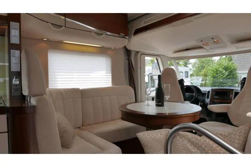 Hymer S 800 3.0 V6 AUTOMAAT, Champagne metallic, grote garage 22