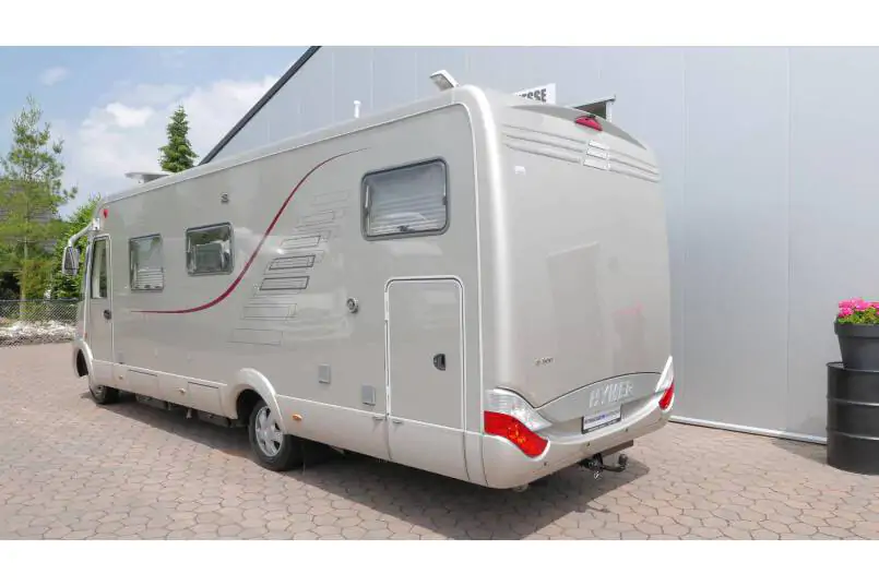Hymer S 800 3.0 V6 AUTOMAAT, Champagne metallic, grote garage 5