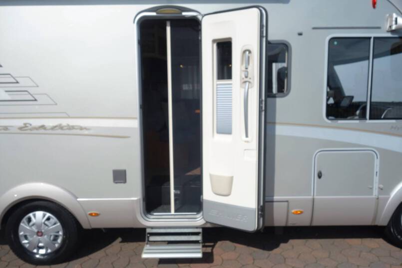 Hymer B 614 SL Star Edition Champagne, lange uitvoering met garage, vol optie 11