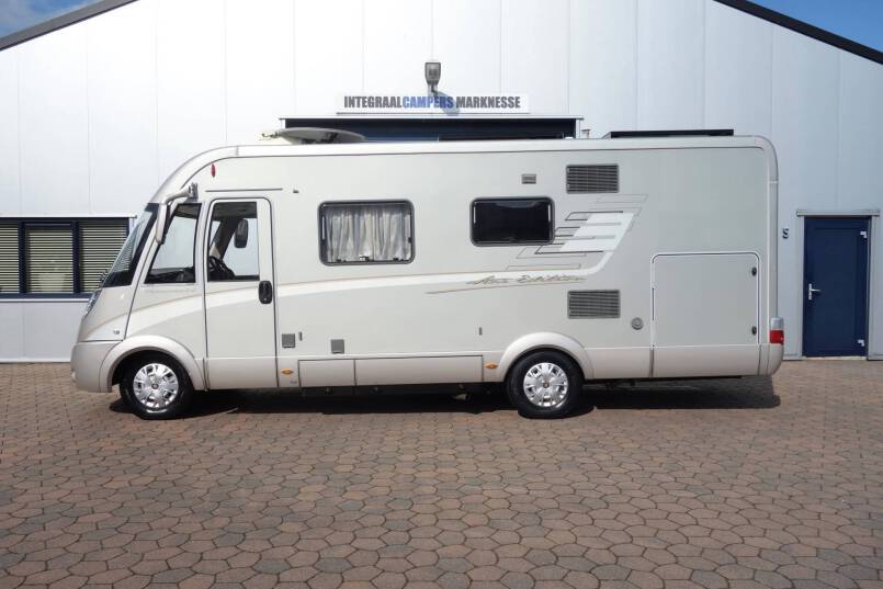 Hymer B 614 SL Star Edition Champagne, lange uitvoering met garage, vol optie 2