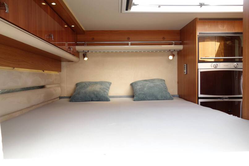 Hymer B 614 SL Star Edition Champagne, lange uitvoering met garage, vol optie 28