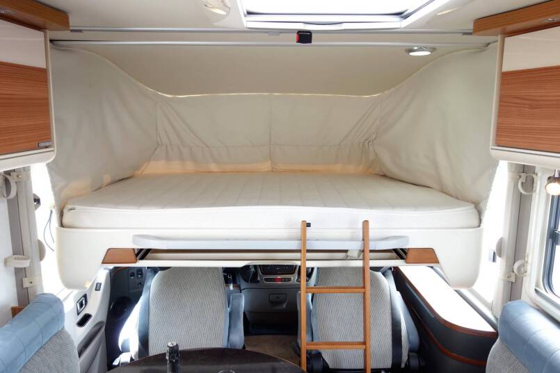 Hymer B 614 SL Star Edition Champagne, lange uitvoering met garage, vol optie 33