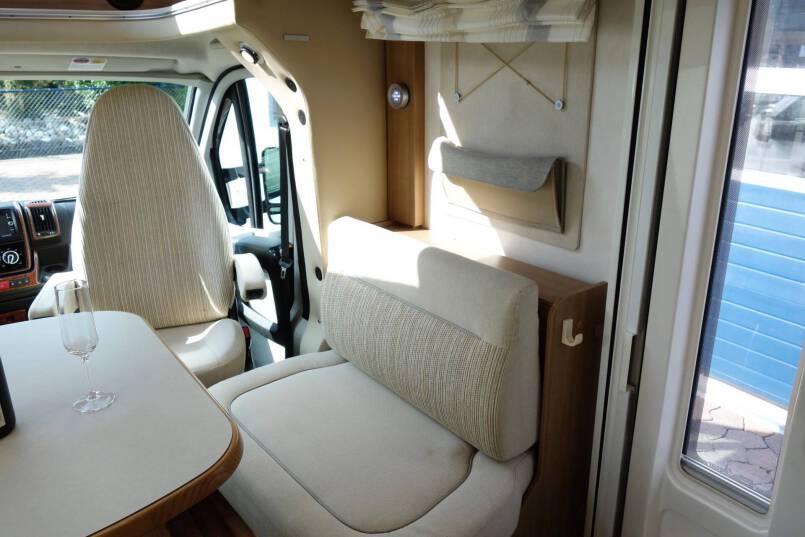 Hymer T 678 CL 180 pk AUTOMAAT MAXI chassis, 16’’ velgen, 2 aparte bedden 20