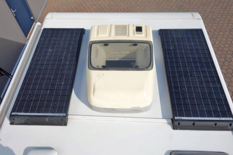 Hymer T 678 CL 180 pk AUTOMAAT MAXI chassis, 16’’ velgen, 2 aparte bedden 36