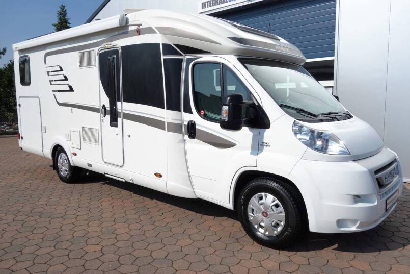 Hymer T 678 CL 180 pk AUTOMAAT MAXI chassis, 16’’ velgen, 2 aparte bedden 4