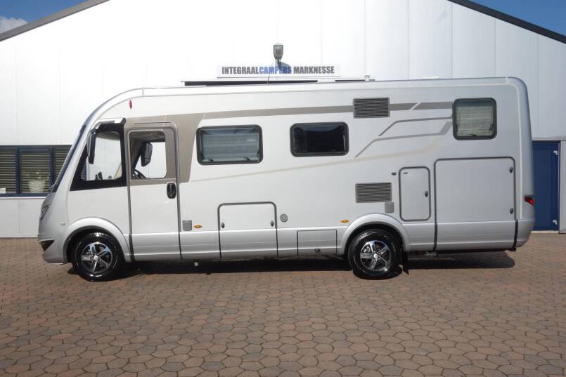 Hymer B 674 SL SupremeLine AUTOMAAT, 180 pk, Crystal-Zilver metallic, 2 aparte bedden 2