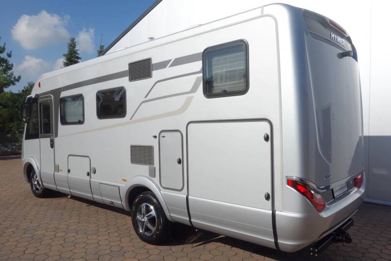 Hymer B 674 SL SupremeLine AUTOMAAT, 180 pk, Crystal-Zilver metallic, 2 aparte bedden 5