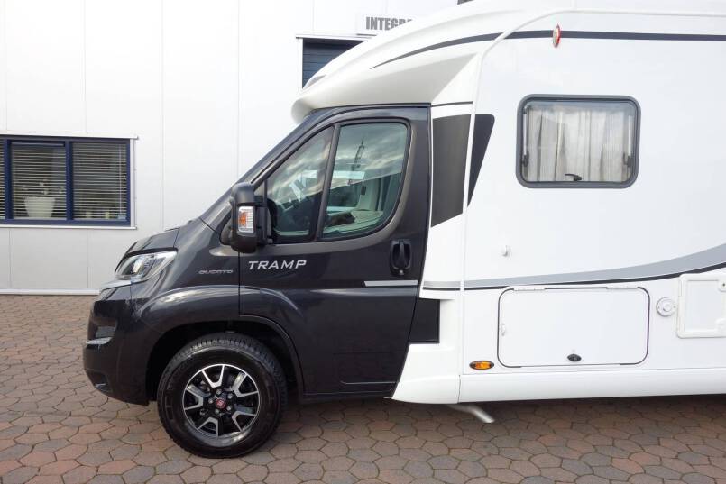 Hymer T 578 CL AL-KO chassis 180 pk AUTOMAAT, enkele bedden 8