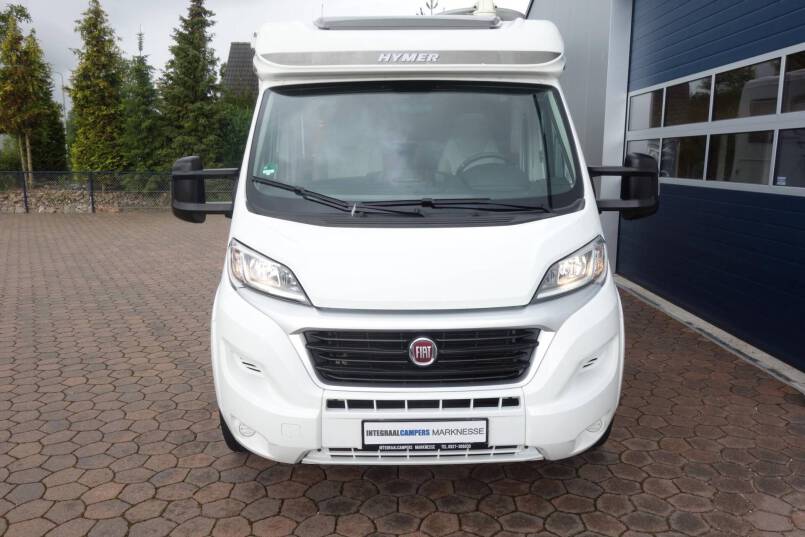 Hymer Exsis-T 588 AUTOMAAT, 150 pk, compact met 2 aparte bedden 1