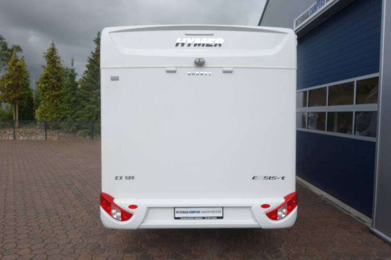 Hymer Exsis-T 588 AUTOMAAT, 150 pk, compact met 2 aparte bedden 3