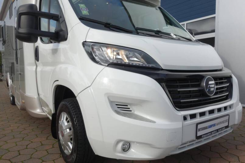 Hymer T 698 CL Exclusive Line 160 pk half integraal, Queens bed 6