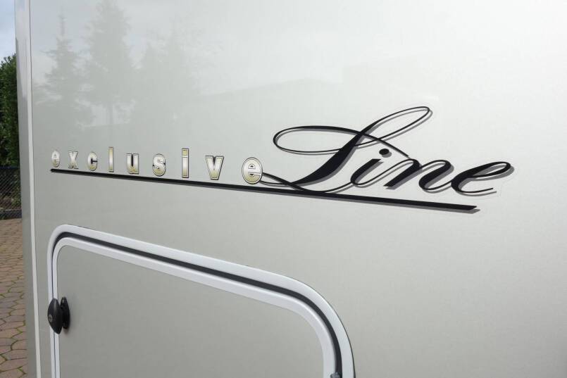 Hymer T 698 CL Exclusive Line 160 pk half integraal, Queens bed 8