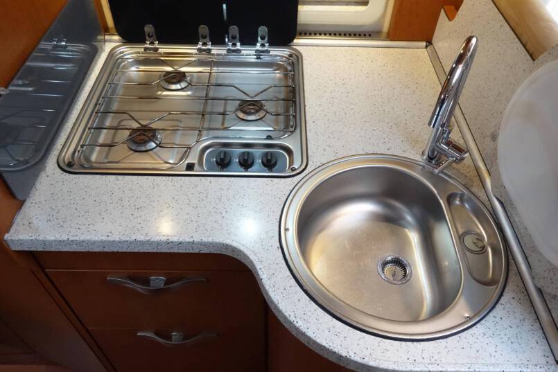 Hymer B 554 3.0 158 pk AUTOMAAT, bovenkastjes cabine, levelsysteem 30