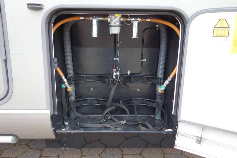Hymer T 554 CL AL-KO chassis 177 pk AUTOMAAT 14