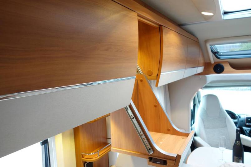 Hymer T 554 CL AL-KO chassis 177 pk AUTOMAAT 27