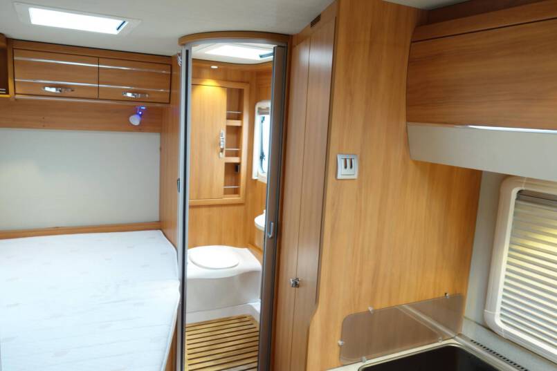 Hymer T 554 CL AL-KO chassis 177 pk AUTOMAAT 33