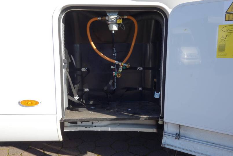 Hymer B 588 PL AUTOMAAT, 180 PK, Premium Line, 2 aparte bedden, garage 14