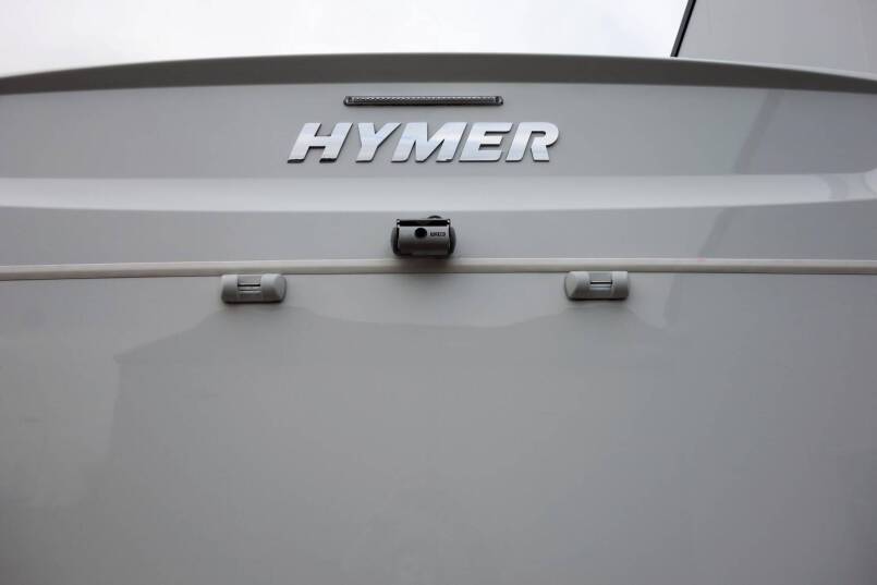 Hymer B 588 pl AUTOMAAT, 180 PK, Premium LIne, 2 aparte bedden, garage 4