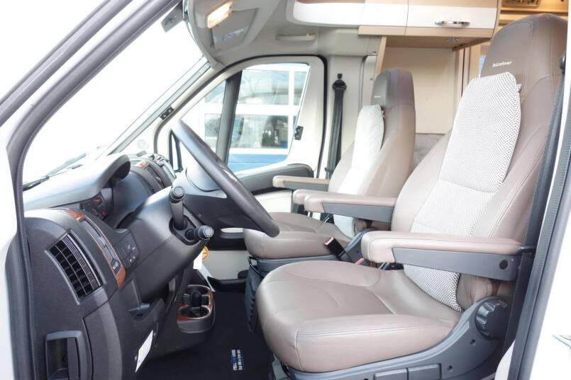 Bürstner Nexxo T 690 G 2 aparte bedden met garage 13