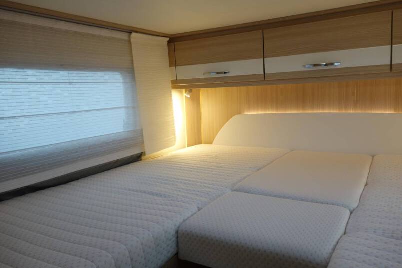 Bürstner Nexxo T 690 G 2 aparte bedden met garage 29
