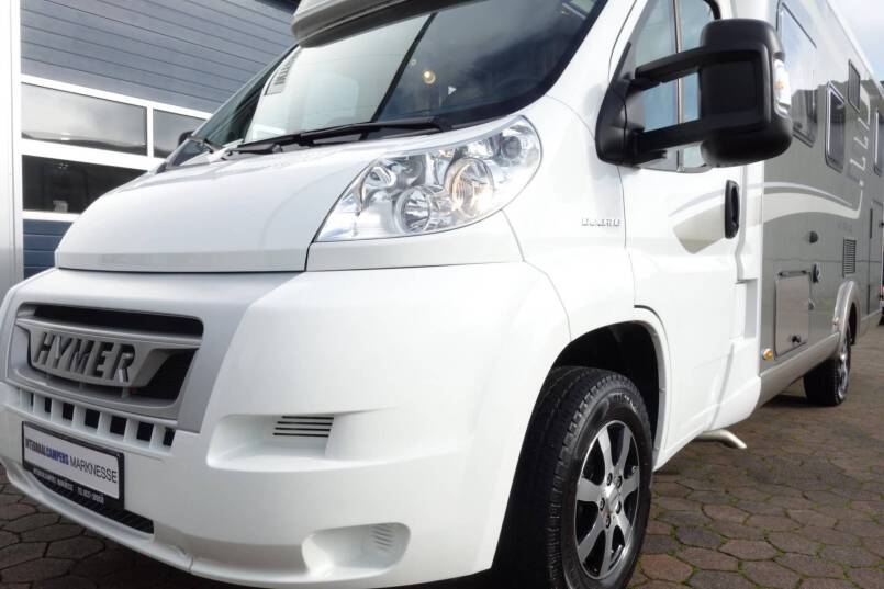 Hymer Exsis-T 688 AUTOMAAT, 150 pk, compact met 2 aparte bedden 7