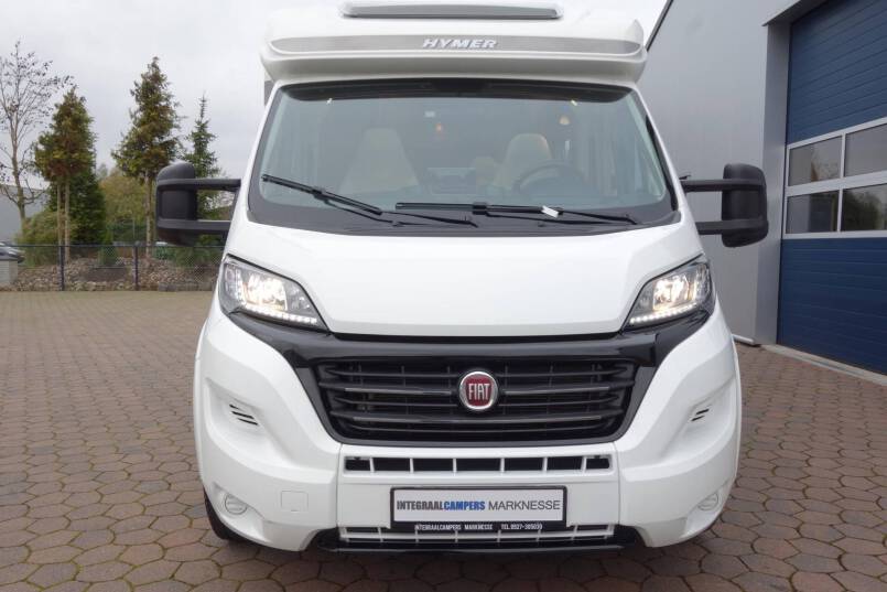 Hymer T 588 SL AUTOMAAT, 180 pk half integraal, enkele bedden 1