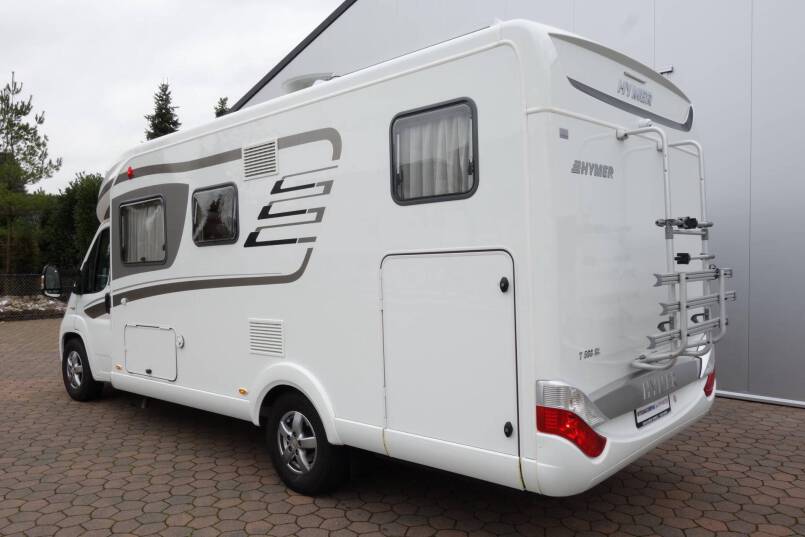 Hymer T 588 SL AUTOMAAT, 180 pk half integraal, enkele bedden 5